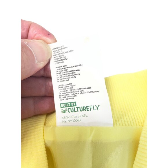 Friends Central Perk By Culture Fly Mens yellow Graphic Sip Bomber Jacket Sz M S - Picture 6 of 16